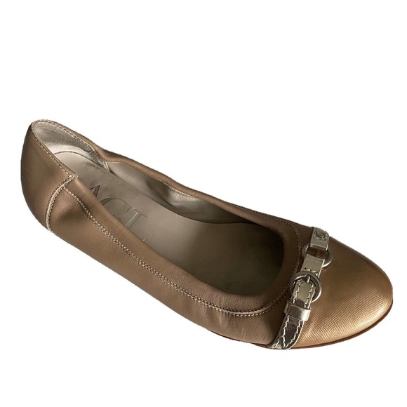 AGL Attilio Giusti Leombruni Ballet Flat Patent Cap Toe Beige Tan Leathe… - Picture 1 of 8